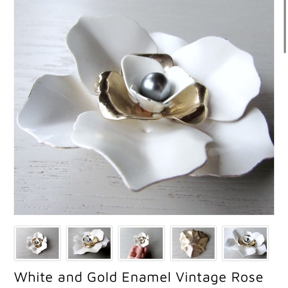 Sarah Coventry White Gold & Enamel Vintage Brooch - Picture 5 of 5